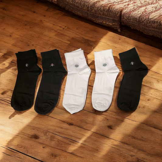 Black & White Combo Pack | 5 pair of socks | FREE SIZE